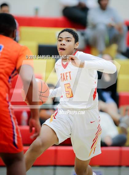 Thumbnail 3 in Taft vs. University photogallery.