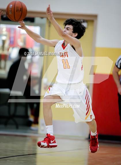 Thumbnail 2 in Taft vs. University photogallery.