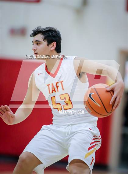 Thumbnail 3 in Taft vs. University photogallery.