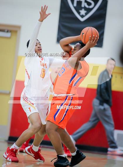 Thumbnail 3 in Taft vs. University photogallery.