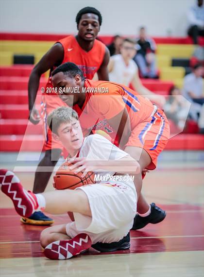 Thumbnail 2 in Taft vs. University photogallery.