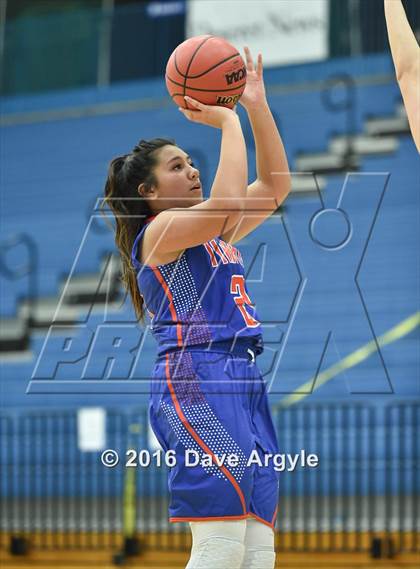 Thumbnail 1 in Salem Hills vs. Timpview (UHSAA 4A First Round) photogallery.