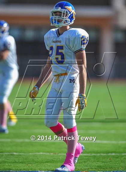 Thumbnail 3 in Mahopac @ New Rochelle (Section 1 Class AA Quarterfinal) photogallery.