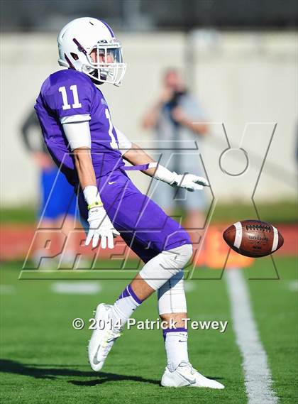 Thumbnail 2 in Mahopac @ New Rochelle (Section 1 Class AA Quarterfinal) photogallery.
