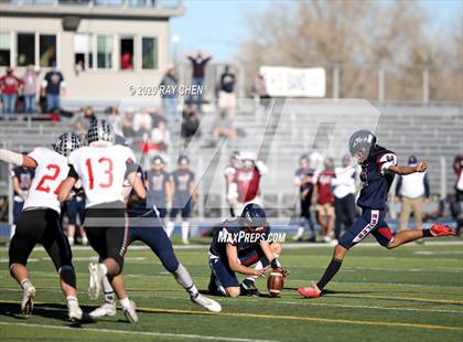 Thumbnail 2 in Loveland @ Dakota Ridge (CHSAA 4A Semifinal) photogallery.