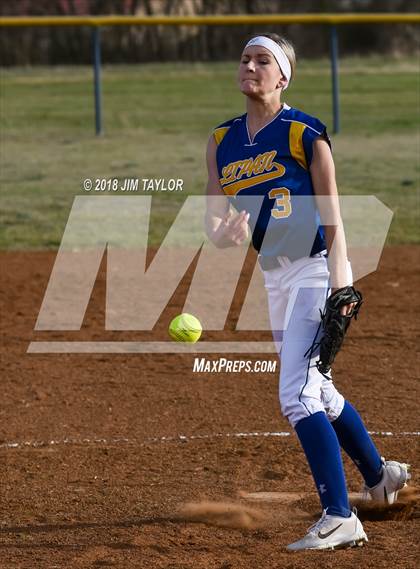 Thumbnail 3 in Gordon @ Lipan photogallery.
