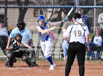 Thumbnail 2 in Gordon @ Lipan photogallery.