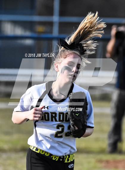 Thumbnail 3 in Gordon @ Lipan photogallery.