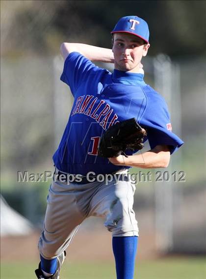 Thumbnail 2 in Tamalpais @ Miramonte photogallery.
