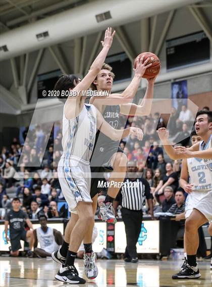 Thumbnail 1 in Clovis East @ Clovis North photogallery.
