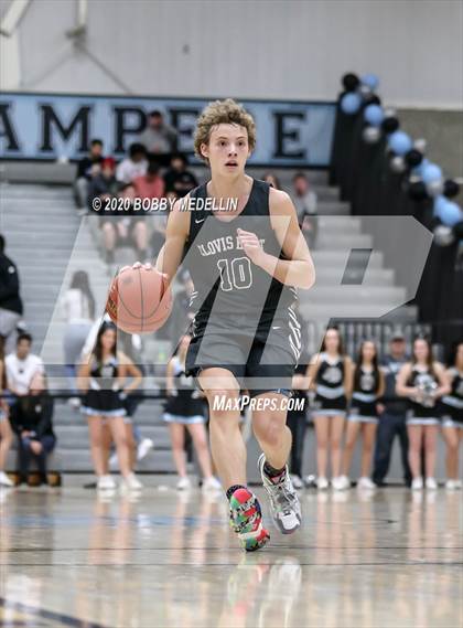 Thumbnail 1 in Clovis East @ Clovis North photogallery.