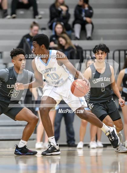 Thumbnail 1 in Clovis East @ Clovis North photogallery.