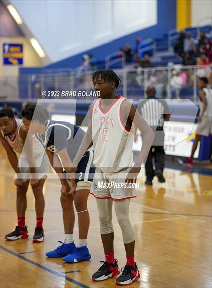 Thumbnail 1 in Baker vs. Biloxi photogallery.