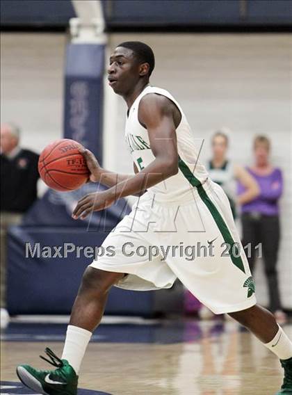 Thumbnail 3 in Sheldon vs. De La Salle (CIF State NorCal D1 Playoffs) photogallery.