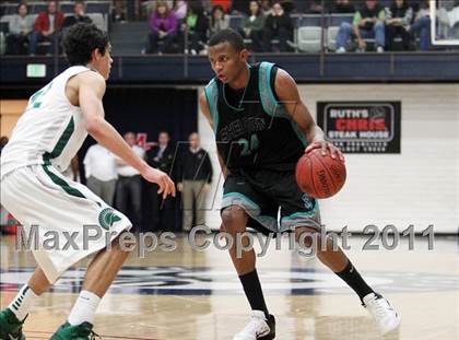 Thumbnail 2 in Sheldon vs. De La Salle (CIF State NorCal D1 Playoffs) photogallery.