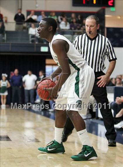 Thumbnail 2 in Sheldon vs. De La Salle (CIF State NorCal D1 Playoffs) photogallery.