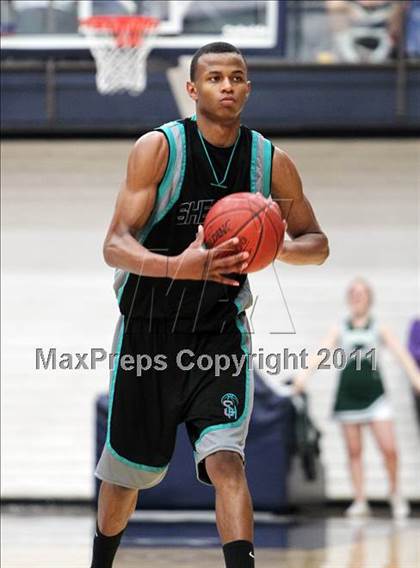 Thumbnail 2 in Sheldon vs. De La Salle (CIF State NorCal D1 Playoffs) photogallery.