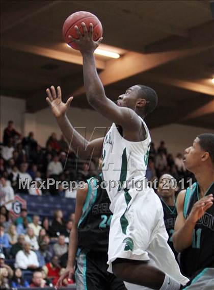 Thumbnail 2 in Sheldon vs. De La Salle (CIF State NorCal D1 Playoffs) photogallery.