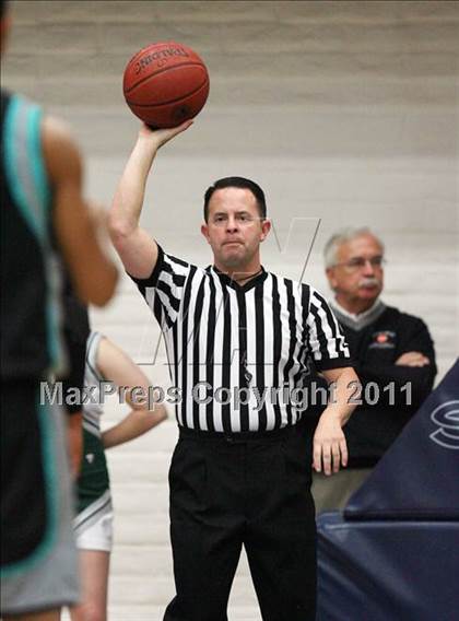 Thumbnail 2 in Sheldon vs. De La Salle (CIF State NorCal D1 Playoffs) photogallery.