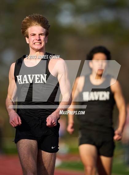 Thumbnail 3 in Strath Haven Meet photogallery.