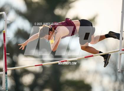 Thumbnail 3 in Strath Haven Meet photogallery.