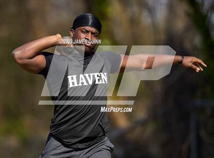 Thumbnail 3 in Strath Haven Meet photogallery.