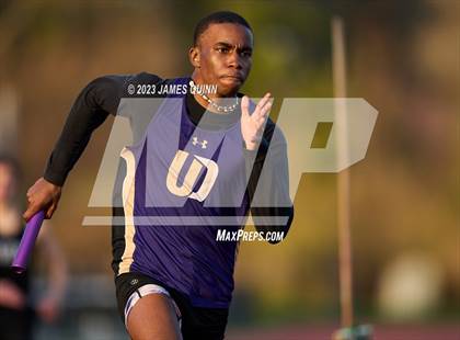 Thumbnail 2 in Strath Haven Meet photogallery.