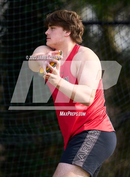 Thumbnail 3 in Strath Haven Meet photogallery.