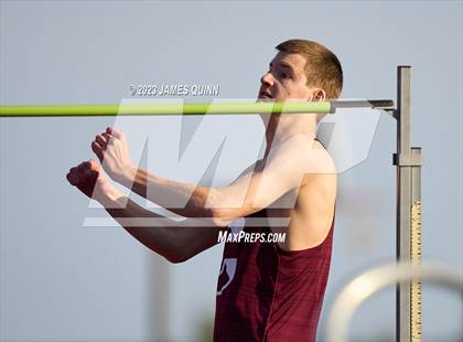 Thumbnail 2 in Strath Haven Meet photogallery.