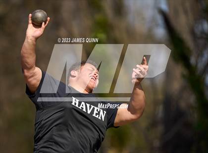 Thumbnail 3 in Strath Haven Meet photogallery.