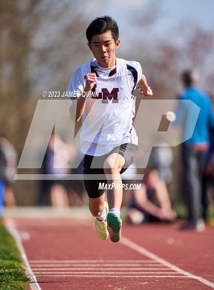 Thumbnail 2 in Strath Haven Meet photogallery.