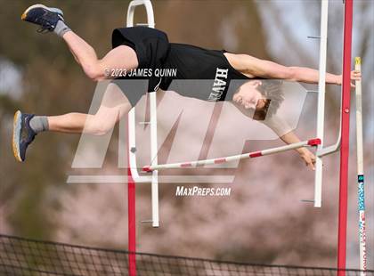 Thumbnail 2 in Strath Haven Meet photogallery.