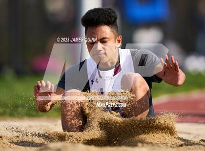 Thumbnail 2 in Strath Haven Meet photogallery.