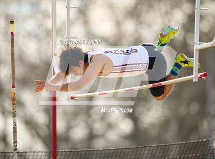 Thumbnail 1 in Strath Haven Meet photogallery.