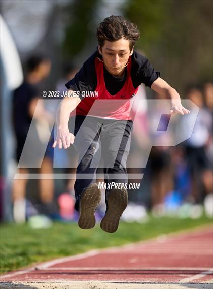 Thumbnail 1 in Strath Haven Meet photogallery.