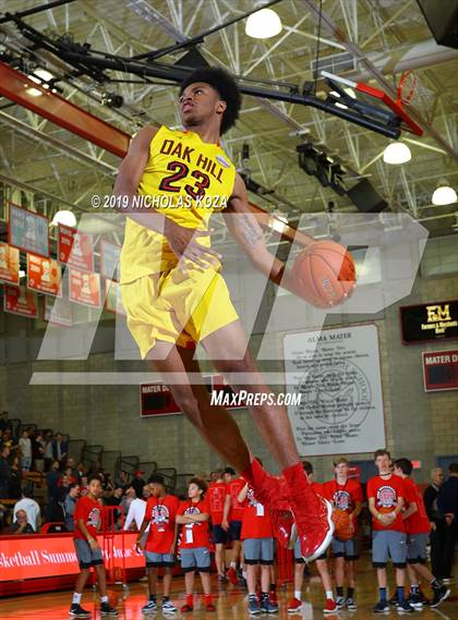 Thumbnail 2 in Modesto Christian vs. Oak Hill Academy (Nike Extravaganza) photogallery.