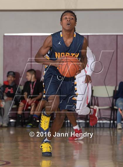 Thumbnail 3 in JW North @ Serra (MaxPreps Holiday Classic) photogallery.