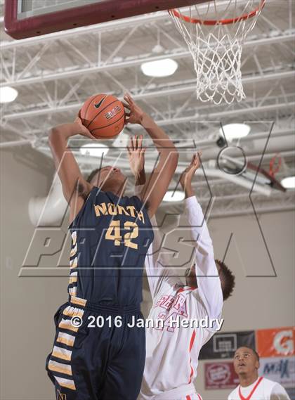 Thumbnail 2 in JW North @ Serra (MaxPreps Holiday Classic) photogallery.