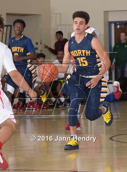 Thumbnail 2 in JW North @ Serra (MaxPreps Holiday Classic) photogallery.