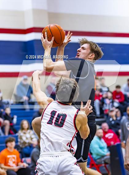 Thumbnail 3 in Kountze vs La Porte (Hardin-Jefferson Basketball Tournament) photogallery.
