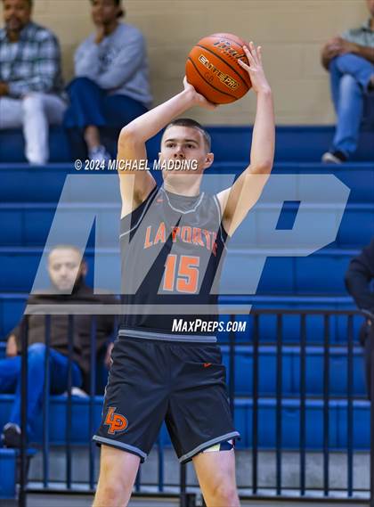 Thumbnail 2 in Kountze vs La Porte (Hardin-Jefferson Basketball Tournament) photogallery.