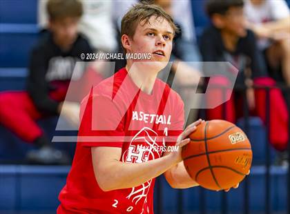 Thumbnail 2 in Kountze vs La Porte (Hardin-Jefferson Basketball Tournament) photogallery.