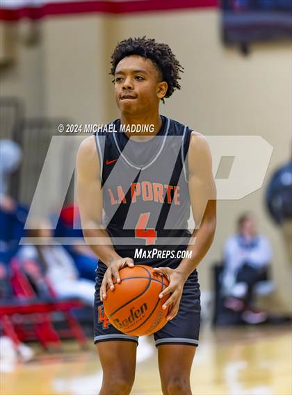 Thumbnail 2 in Kountze vs La Porte (Hardin-Jefferson Basketball Tournament) photogallery.