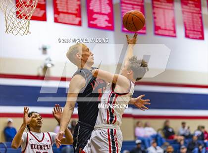 Thumbnail 1 in Kountze vs La Porte (Hardin-Jefferson Basketball Tournament) photogallery.