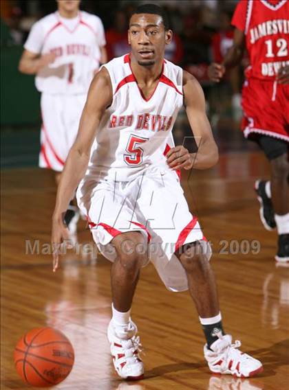 Thumbnail 3 in Peekskill vs Jamesville-DeWitt (NYSPHSAA A Final) photogallery.