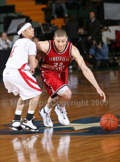 Thumbnail 3 in Peekskill vs Jamesville-DeWitt (NYSPHSAA A Final) photogallery.