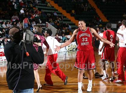 Thumbnail 3 in Peekskill vs Jamesville-DeWitt (NYSPHSAA A Final) photogallery.