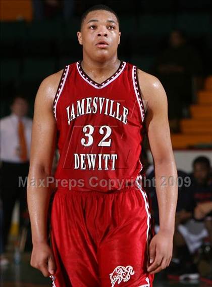 Thumbnail 2 in Peekskill vs Jamesville-DeWitt (NYSPHSAA A Final) photogallery.