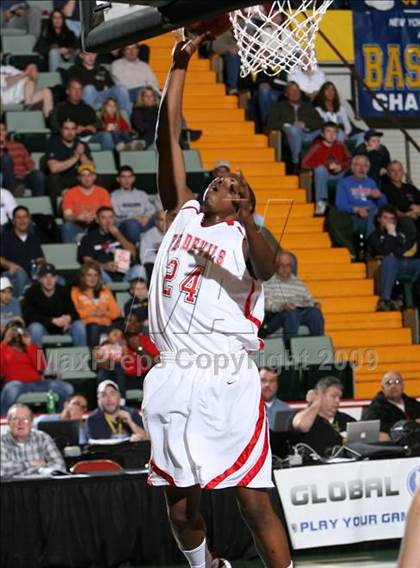Thumbnail 2 in Peekskill vs Jamesville-DeWitt (NYSPHSAA A Final) photogallery.