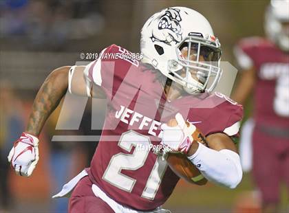 Thumbnail 2 in Jefferson vs. Malakoff (UIL 3A Area Region II Playoff) photogallery.